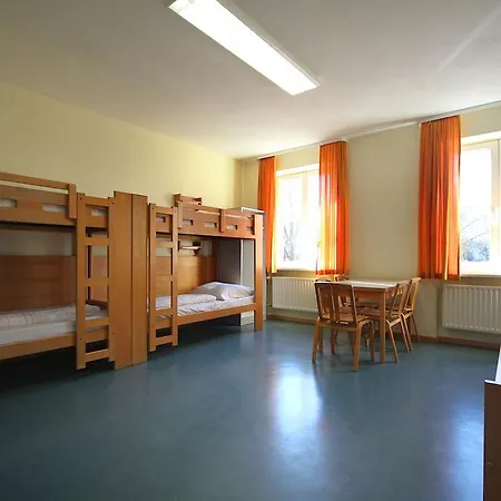 Vandrerhjem Djh *